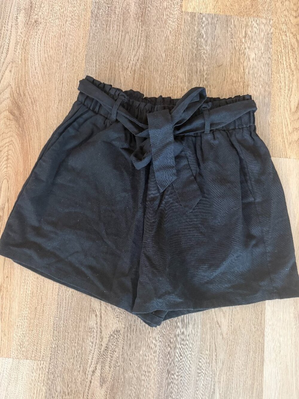 Tie Waist Shorts - Size Small